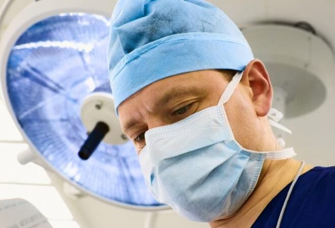chirurgische Behandlung der Papillomatose des Kehlkopfes
